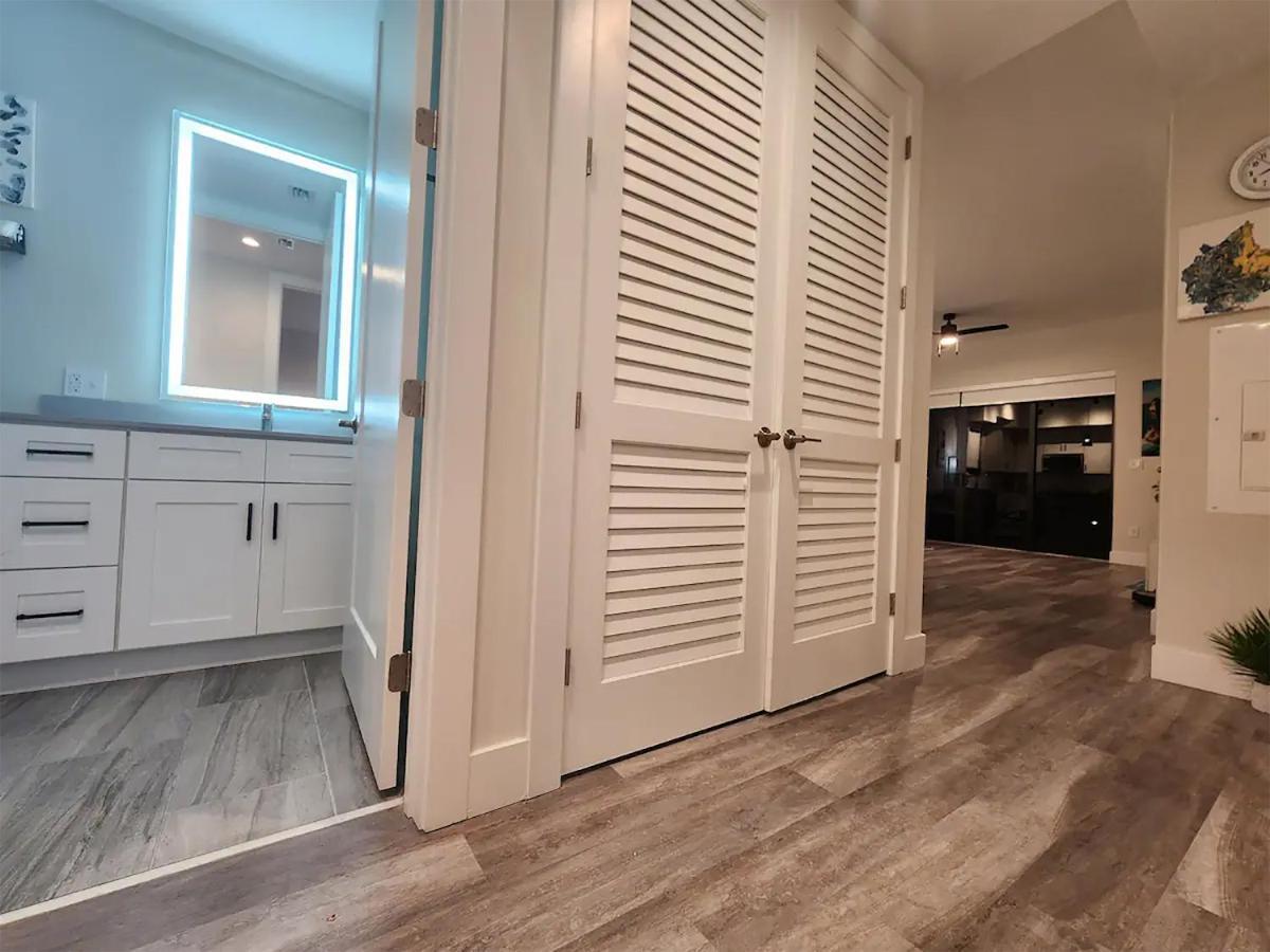 וסט פאלם ביץ' Lux Place And Cozy 3Beds 2Rooms Enjoy Life In Wpb Gym, Ev Station Nearby The Downtown And Beaches מראה חיצוני תמונה