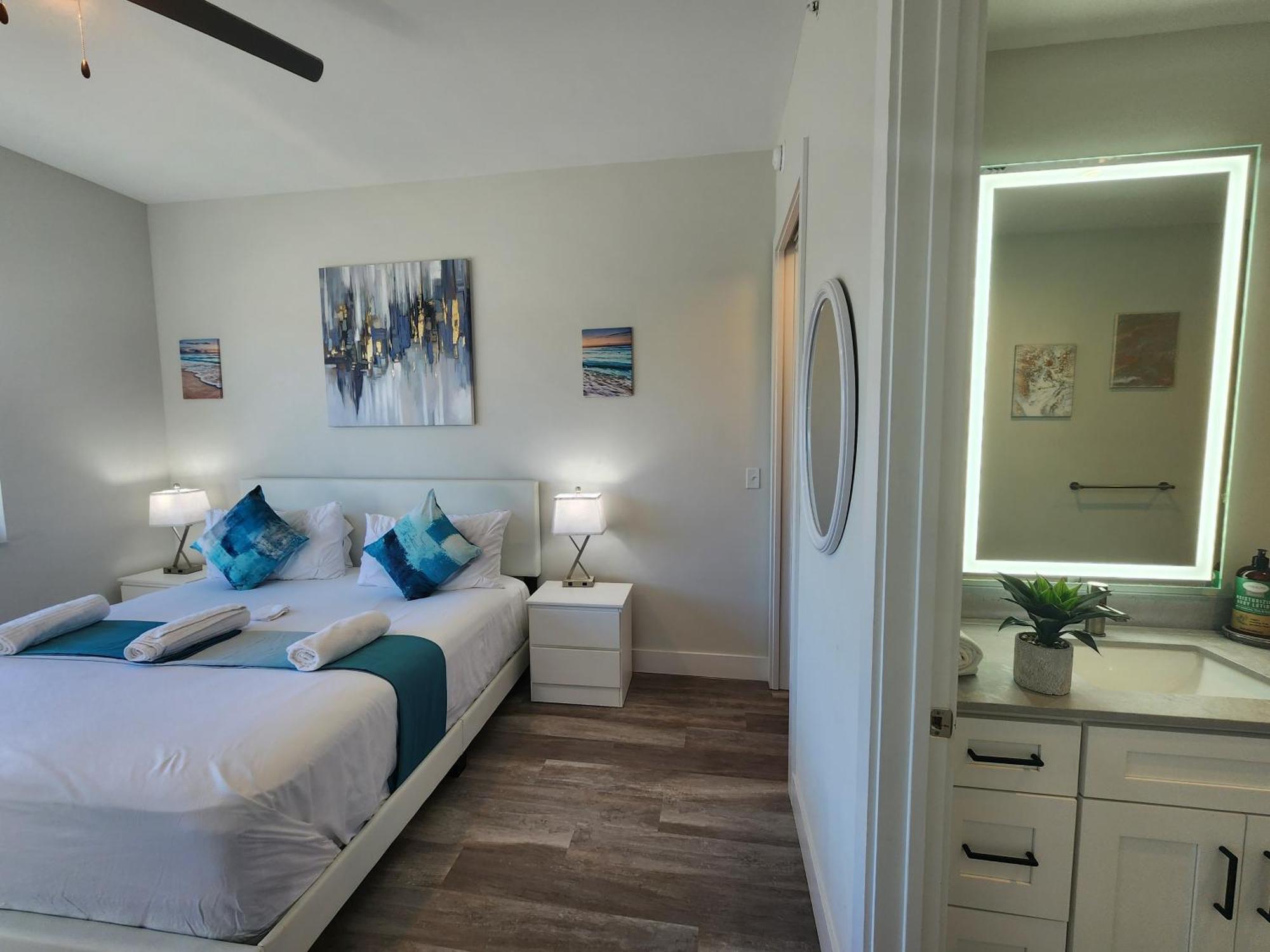 וסט פאלם ביץ' Lux Place And Cozy 3Beds 2Rooms Enjoy Life In Wpb Gym, Ev Station Nearby The Downtown And Beaches מראה חיצוני תמונה