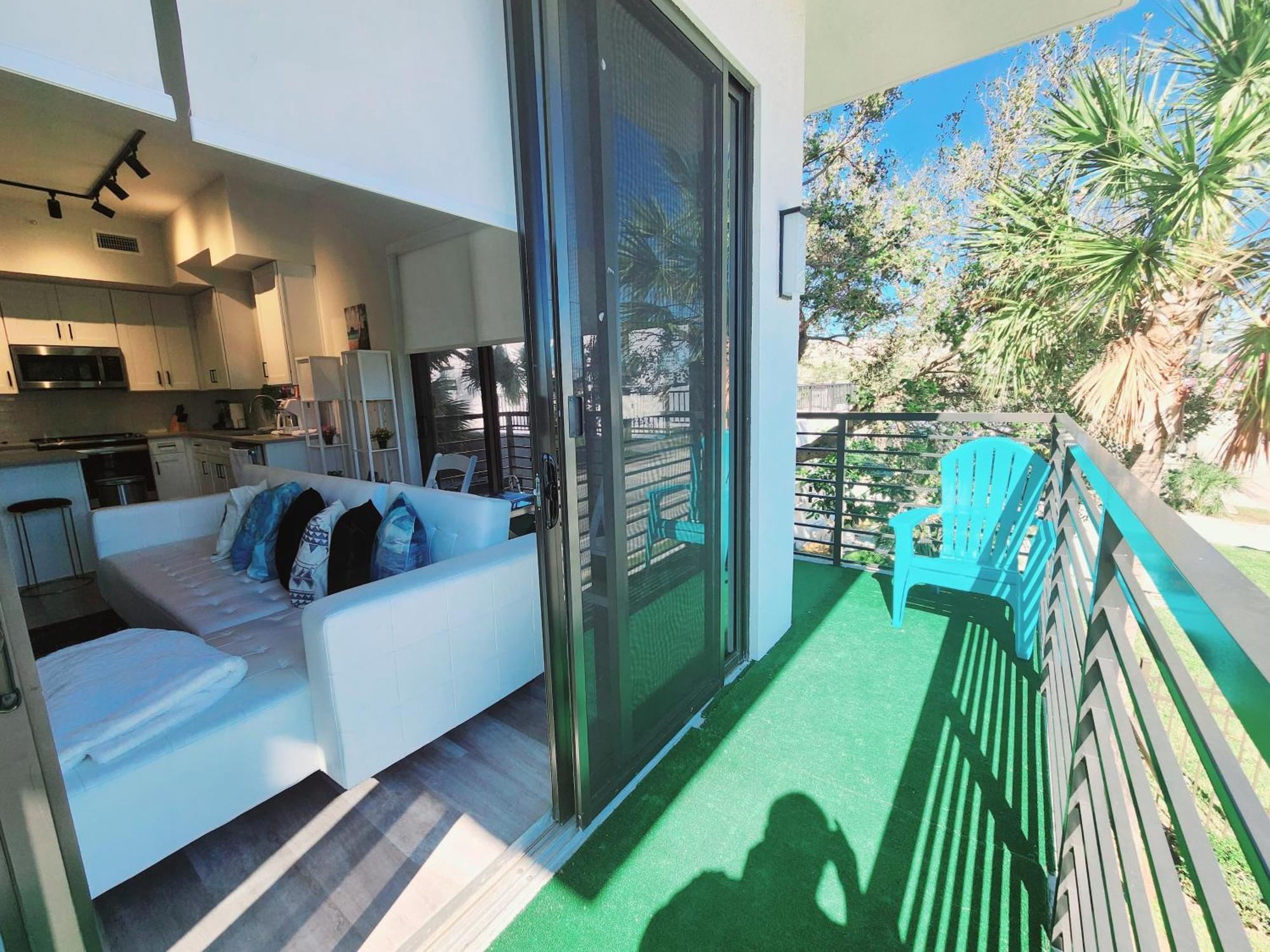 וסט פאלם ביץ' Lux Place And Cozy 3Beds 2Rooms Enjoy Life In Wpb Gym, Ev Station Nearby The Downtown And Beaches מראה חיצוני תמונה